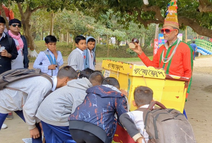 আমি  মরে গেলে ঐতিহ্যবাহী বায়োস্কোপ আর কেউ ধরে রাখবেনা